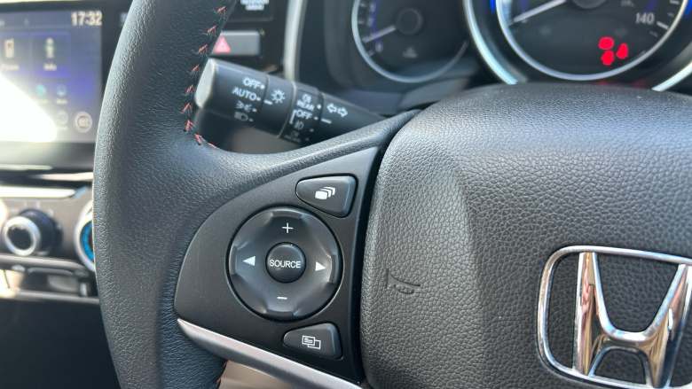 Honda Jazz 1.5 i-VTEC Sport Navi 5dr Petrol Hatchback